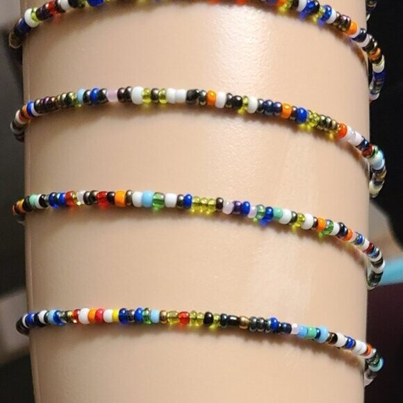 Spiral Wire Seed Beaded Beautiful Coiled Bracelet - Picture 6 of 6